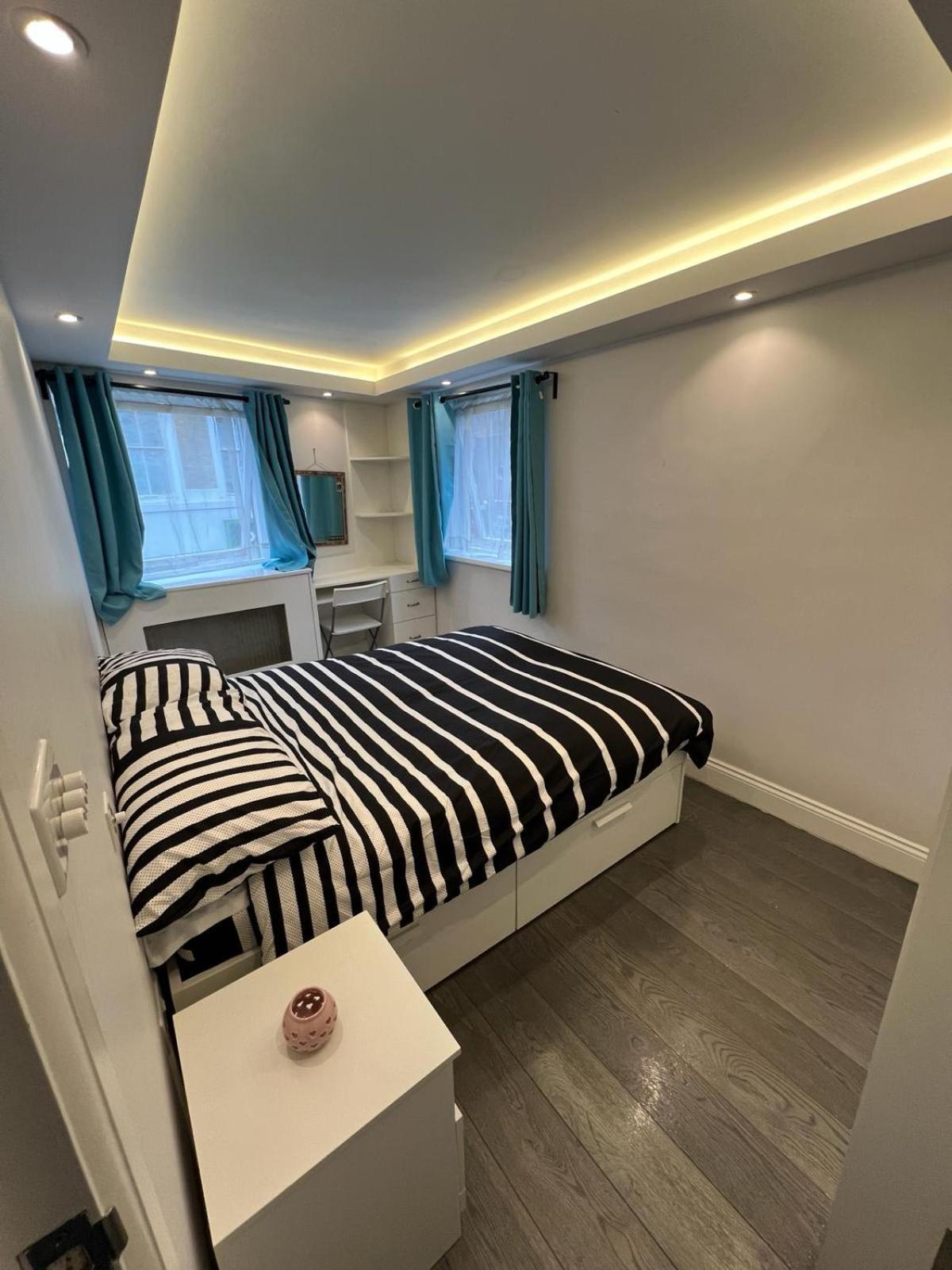 Lovely Chelsea Entire Apartment London City Exterior photo